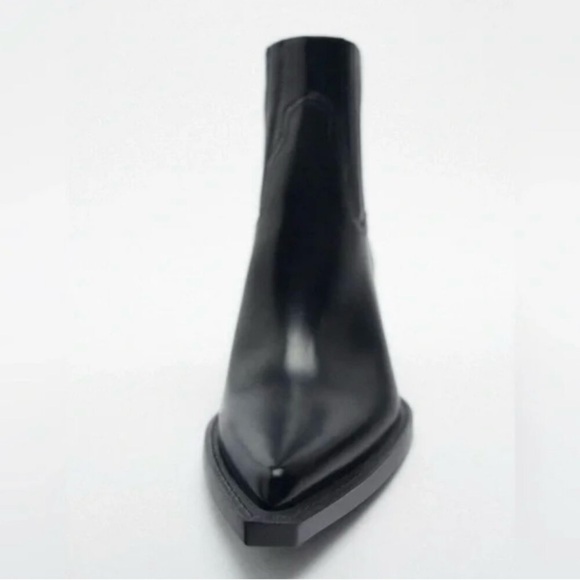 ‼️WOW‼️NEW Zara Black Heeled Cowboy Ankle Boots 3133/010 - Picture 2 of 5